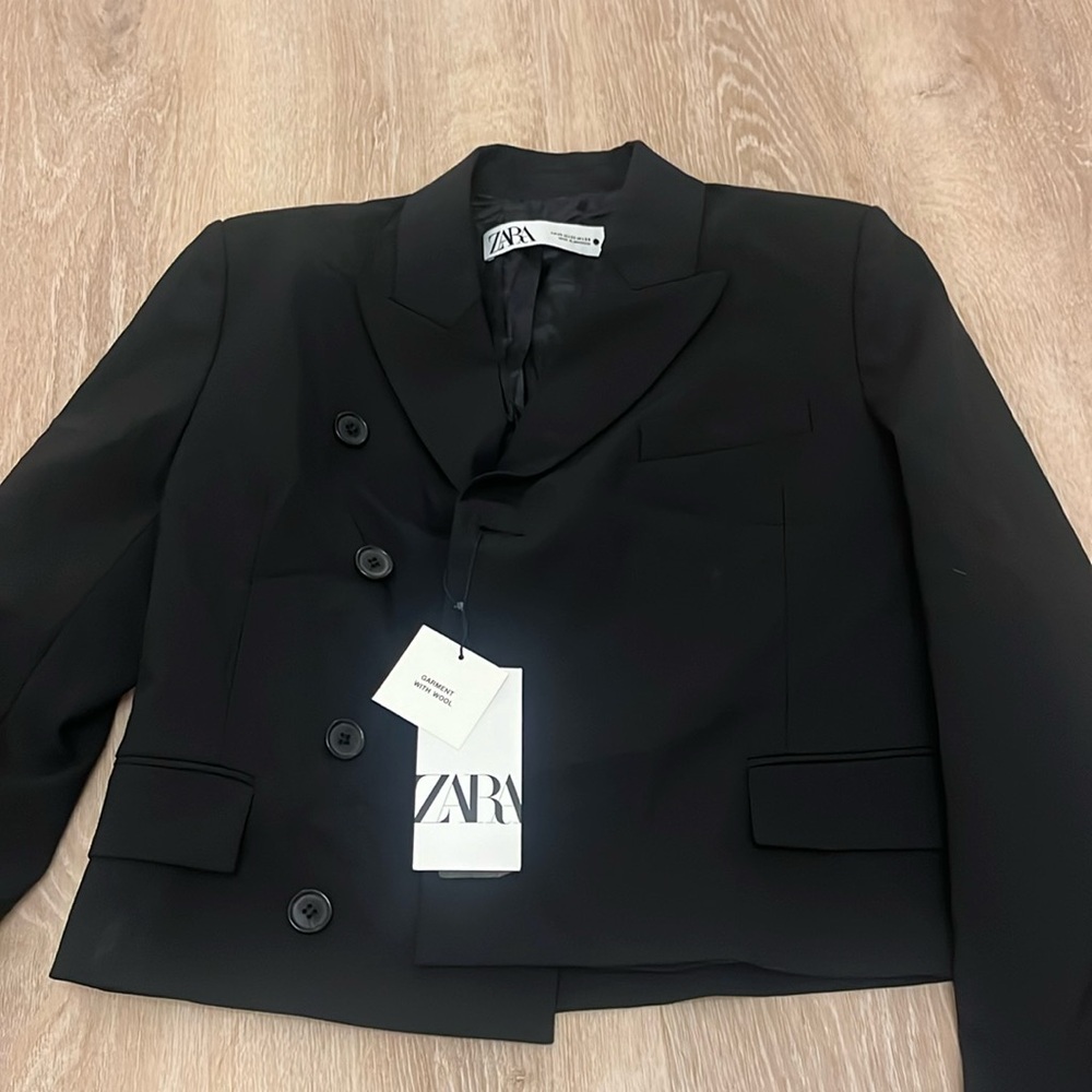 Cropped Zara Blazer